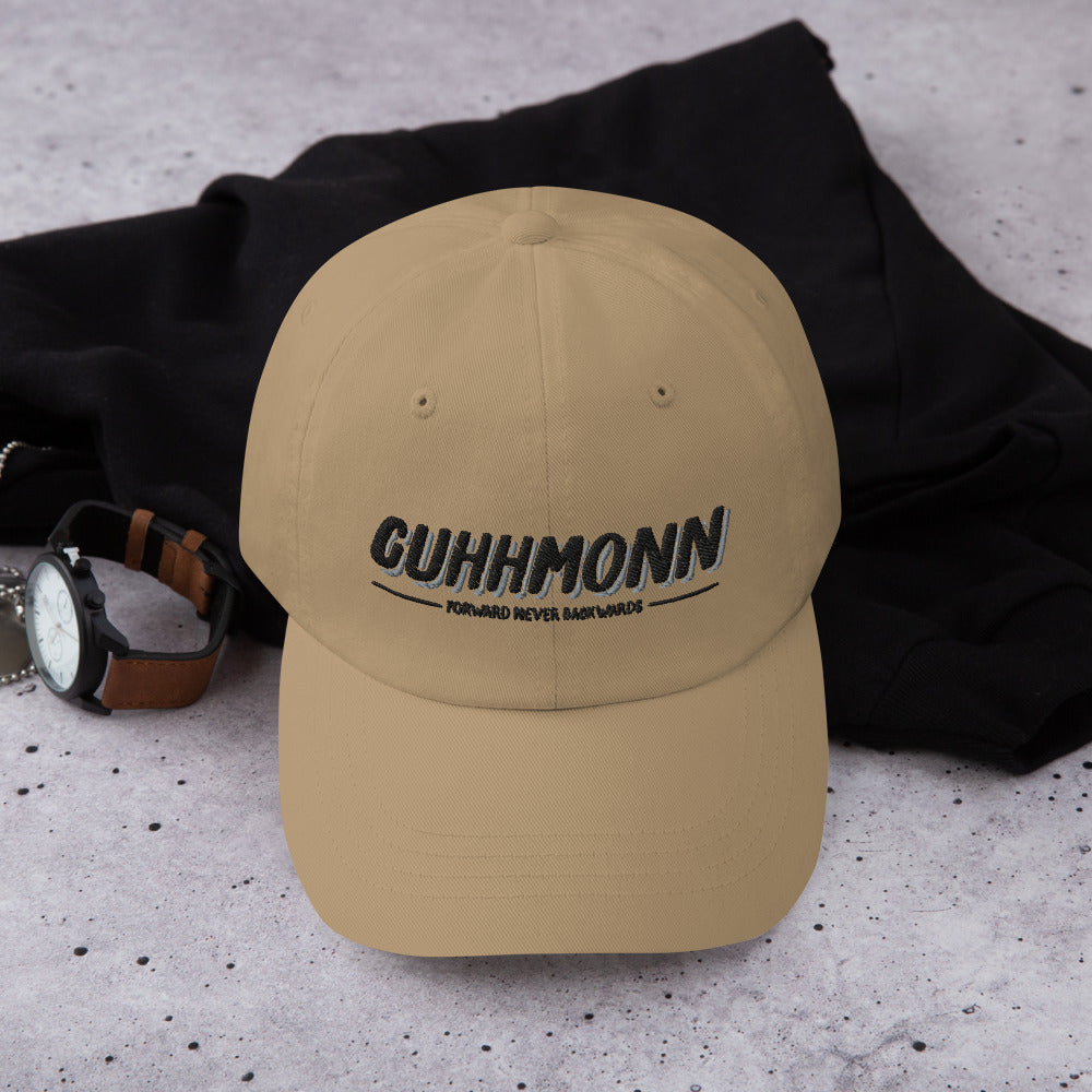 Cuhhmonn dad hat
